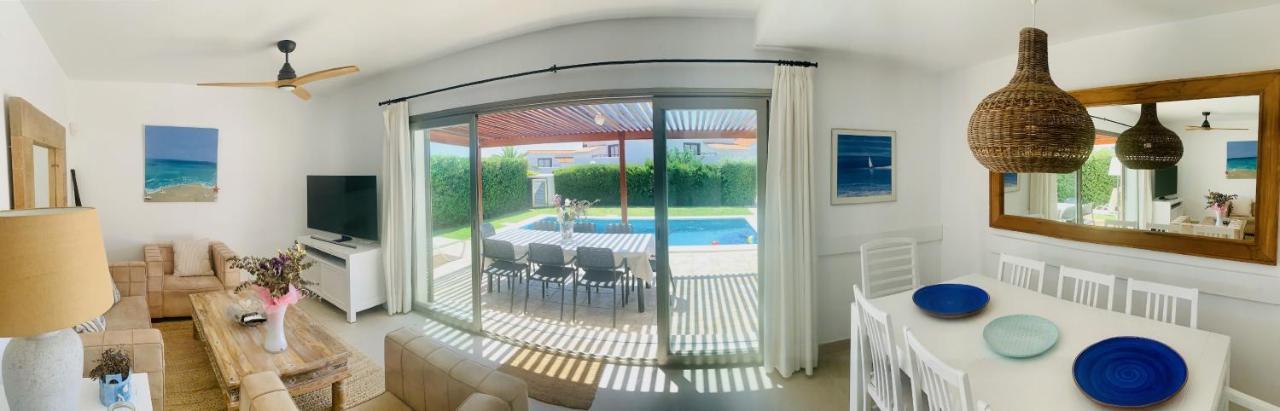 Villa Lauvic Cala en Bosch Εξωτερικό φωτογραφία